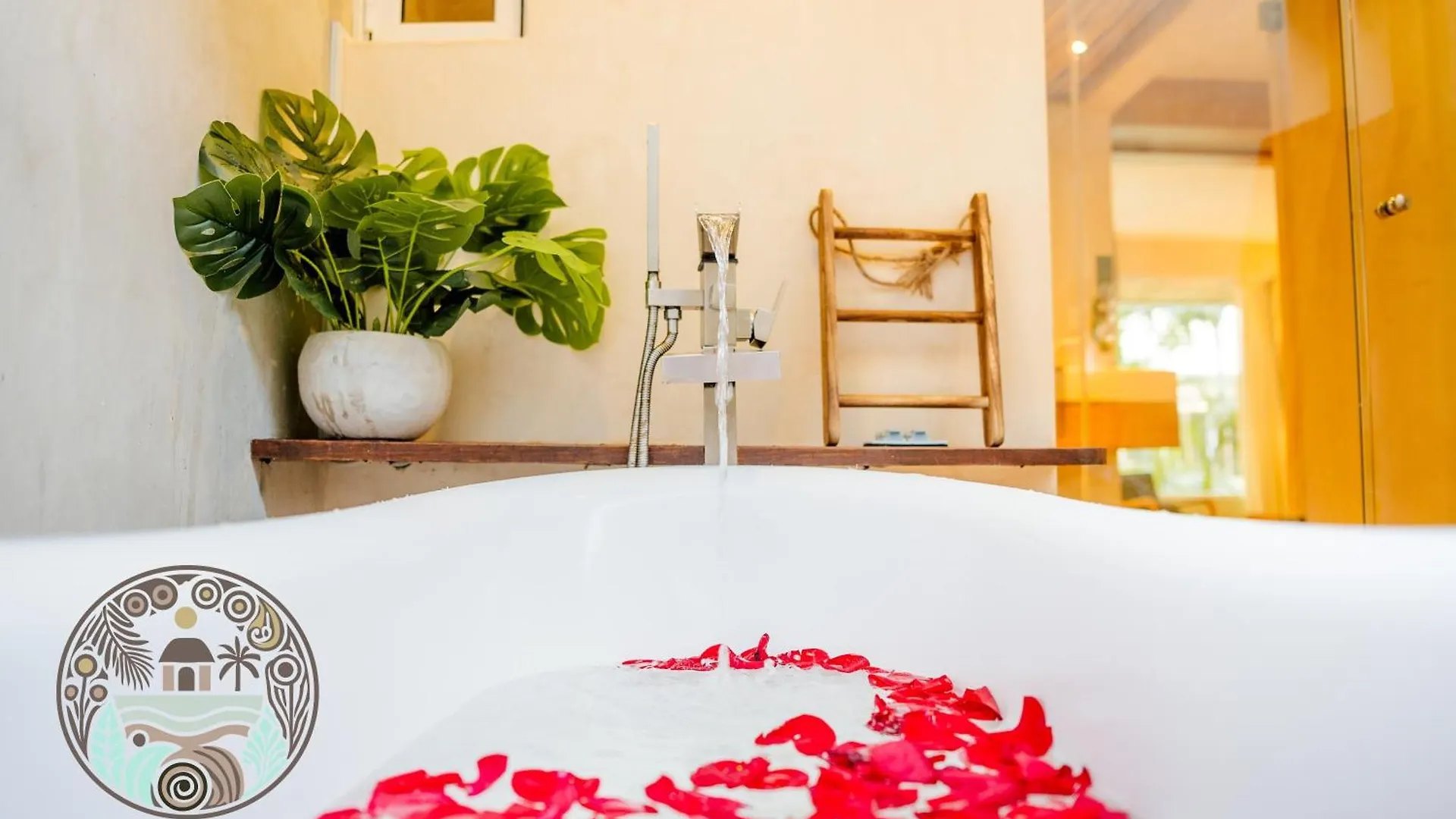 New Sanctuary With A Jacuzzi And Private Tub In The Jungle Apartment Tulum Mexico